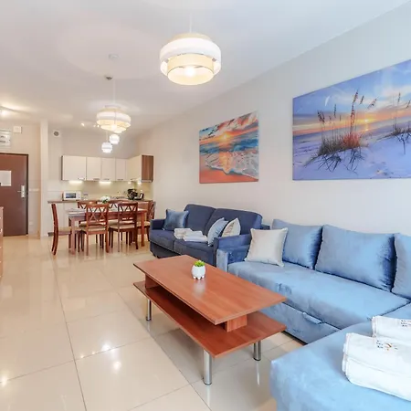 Apartament Laba Diune Z Parkingiem