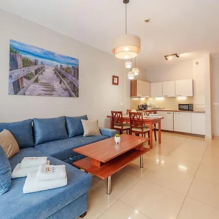 Laba Diune Z Parkingiem Apartament